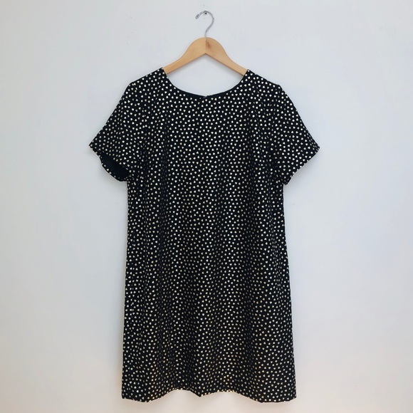 J. Crew Dresses & Skirts - J. Crew Gold Heart Black Short Sleeve Dress